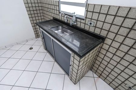 Casa à venda com 228m², 4 quartos e 2 vagas Casa à venda com 228m², 4 quartos e 2 vagasCozinha