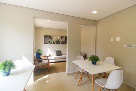 Apartamento para alugar com 41m², 2 quartos e sem vagaÁrea comum - Salão de festas