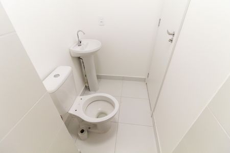 Apartamento para alugar com 41m², 2 quartos e sem vagaBanheiro