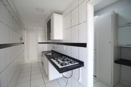 Apartamento à venda com 76m², 2 quartos e 1 vagaCozinha