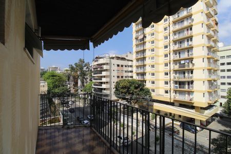 Apartamento à venda com 76m², 2 quartos e 1 vagaSala - Varanda