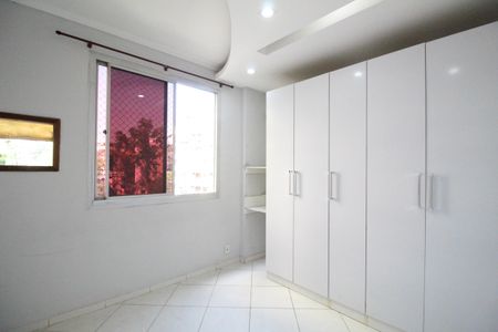 Apartamento à venda com 76m², 2 quartos e 1 vagaQuarto 2