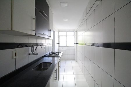 Apartamento à venda com 76m², 2 quartos e 1 vagaCozinha