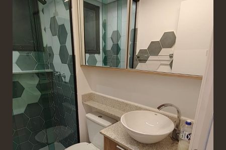 Banheiro de apartamento para alugar com 2 quartos, 43m² em Jardim Ibirapuera, Campinas