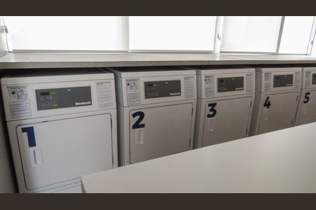 Apartamento à venda com 33m², 1 quarto e 1 vaga Apartamento à venda com 33m², 1 quarto e 1 vagaÁrea comum