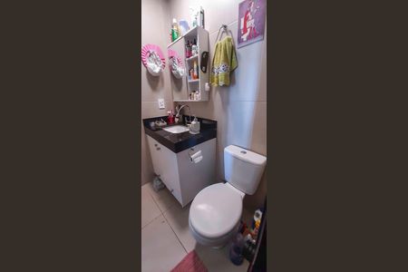 Apartamento à venda com 33m², 1 quarto e 1 vaga Apartamento à venda com 33m², 1 quarto e 1 vagaBanheiro social