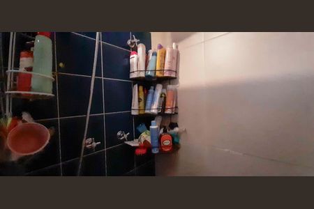 Apartamento à venda com 33m², 1 quarto e 1 vaga Apartamento à venda com 33m², 1 quarto e 1 vagaBanheiro social