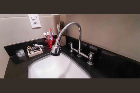 Apartamento à venda com 33m², 1 quarto e 1 vaga Apartamento à venda com 33m², 1 quarto e 1 vagaBanheiro social