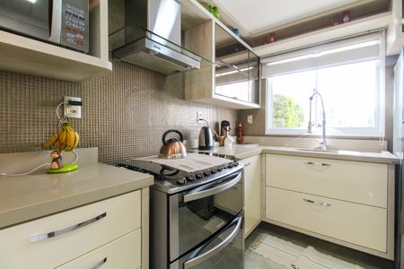 Casa de condomínio para alugar com 230m², 3 quartos e 3 vagasCozinha