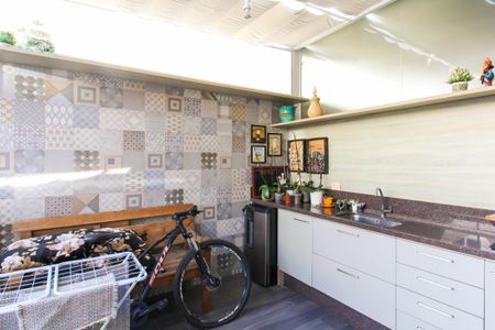 Casa de condomínio para alugar com 230m², 3 quartos e 3 vagasEspaço Gourmet