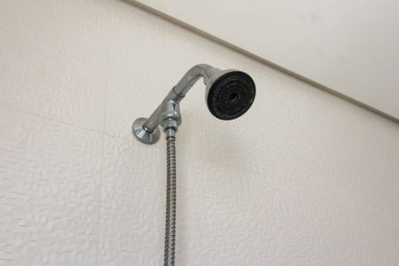 Casa de condomínio para alugar com 230m², 3 quartos e 3 vagasBanheiro da Suíte 2