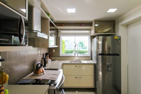 Casa de condomínio para alugar com 230m², 3 quartos e 3 vagasCozinha