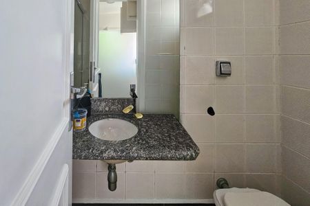 Apartamento para alugar com 186m², 3 quartos e 1 vagaÁrea de serviço