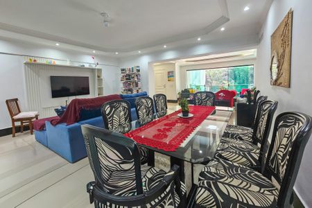 Apartamento para alugar com 186m², 3 quartos e 1 vagaSala