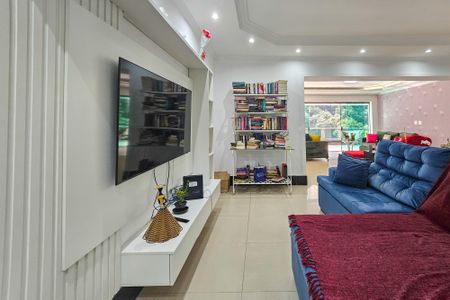 Apartamento para alugar com 186m², 3 quartos e 1 vagaSala