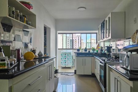 Apartamento para alugar com 186m², 3 quartos e 1 vagaCozinha