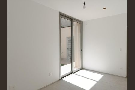 Casa à venda com 504m², 4 quartos e 4 vagas Casa à venda com 504m², 4 quartos e 4 vagasSala 2