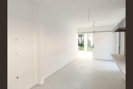 Casa à venda com 504m², 4 quartos e 4 vagas Casa à venda com 504m², 4 quartos e 4 vagasCozinha