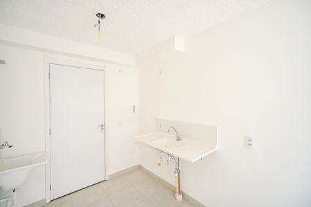 Cozinha de apartamento para alugar com 1 quarto, 27m² em Penha de França, São Paulo