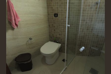 Casa à venda com 213m², 3 quartos e 1 vagaBanheiro Social