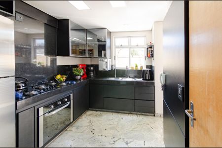 Apartamento para alugar com 130m², 3 quartos e 2 vagasCozinha