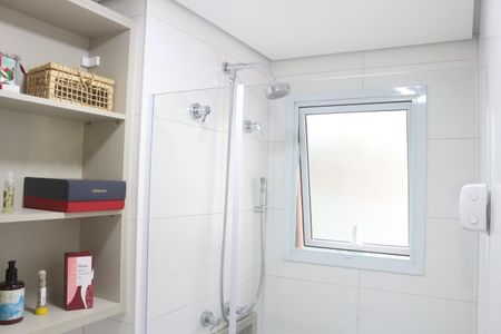 Apartamento à venda com 85m², 2 quartos e 3 vagasBanheiro da Suíte 1