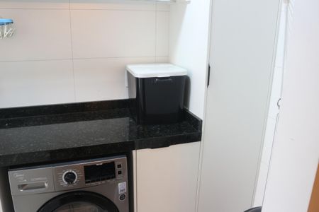 Apartamento à venda com 85m², 2 quartos e 3 vagasÁrea de Serviço