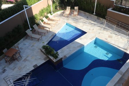 Apartamento à venda com 85m², 2 quartos e 3 vagasÁrea comum - Piscina
