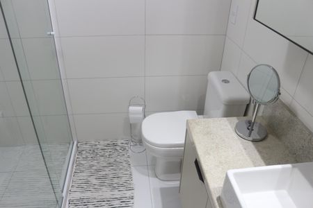 Apartamento à venda com 85m², 2 quartos e 3 vagasBanheiro da Suíte 2
