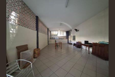 Apartamento à venda com 76m², 2 quartos e sem vagaSalão de festas