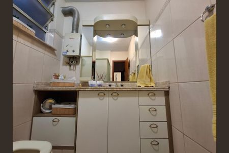 Apartamento à venda com 76m², 2 quartos e sem vagaBanheiro