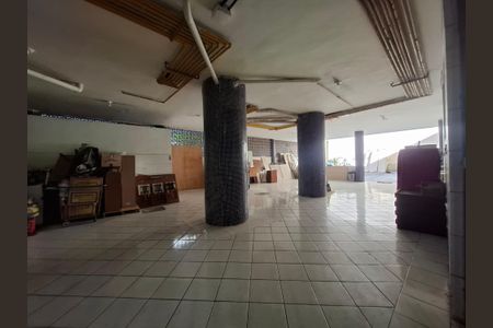 Apartamento à venda com 76m², 2 quartos e sem vagaÁrea comum