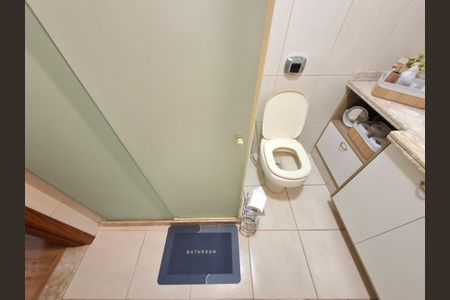 Banheiro de apartamento à venda com 2 quartos, 76m² em Laranjeiras, Rio de Janeiro