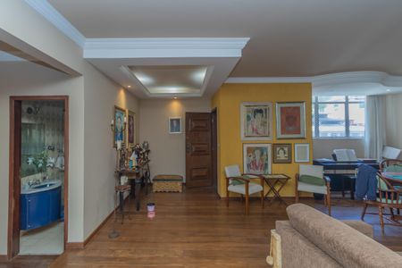 Apartamento para alugar com 192m², 4 quartos e 4 vagasSala