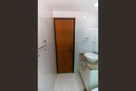 Apartamento à venda com 60m², 2 quartos e 1 vaga Apartamento à venda com 60m², 2 quartos e 1 vagaBanheiro Social