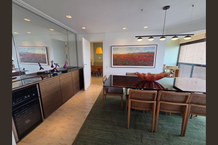 Apartamento à venda com 270m², 4 quartos e 4 vagasSala de Jantar
