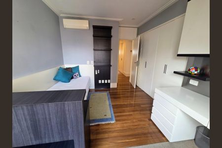 Apartamento à venda com 270m², 4 quartos e 4 vagasSuíte 3