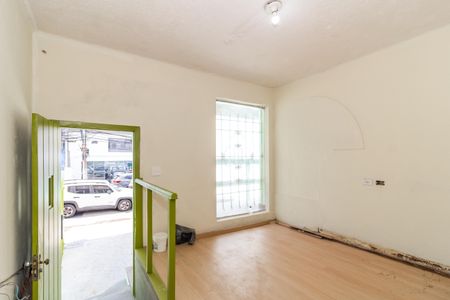 Casa à venda com 180m², 2 quartos e 2 vagasEdícula