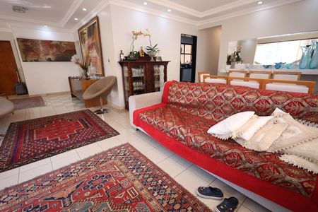 Sala de apartamento para alugar com 4 quartos, 172m² em Setor Bueno, Goiânia