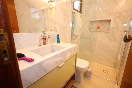 Apartamento para alugar com 172m², 4 quartos e 2 vagasBanheiro Suíte 1