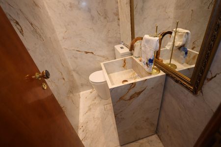 Apartamento para alugar com 172m², 4 quartos e 2 vagasLavabo