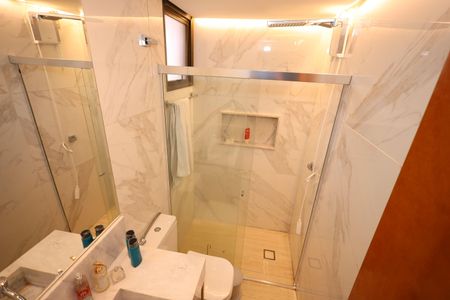 Apartamento para alugar com 172m², 4 quartos e 2 vagasBanheiro Suíte 1