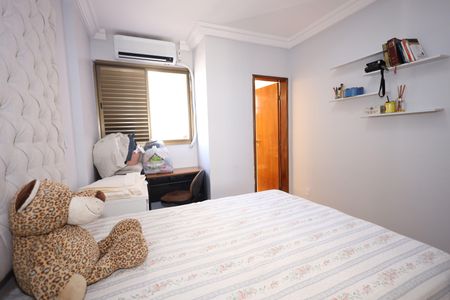 Apartamento para alugar com 172m², 4 quartos e 2 vagasSuíte 1