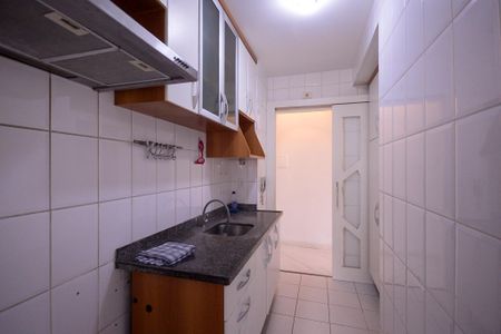 Apartamento à venda com 65m², 2 quartos e 1 vaga Apartamento à venda com 65m², 2 quartos e 1 vagaCozinha