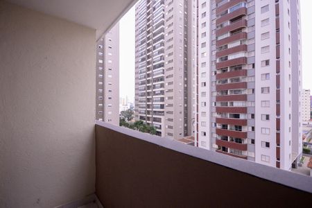 Apartamento à venda com 65m², 2 quartos e 1 vaga Apartamento à venda com 65m², 2 quartos e 1 vagaSala - Varanda