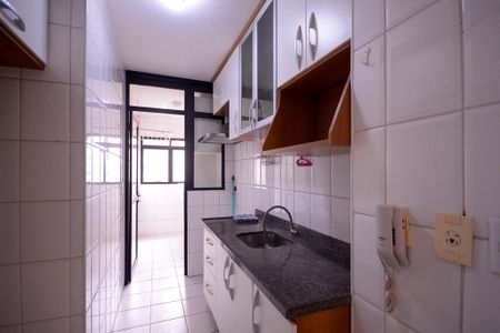 Apartamento à venda com 65m², 2 quartos e 1 vaga Apartamento à venda com 65m², 2 quartos e 1 vagaCozinha
