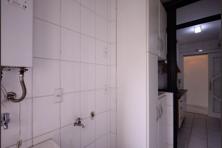 Apartamento à venda com 65m², 2 quartos e 1 vaga Apartamento à venda com 65m², 2 quartos e 1 vagaÁrea de Serviço