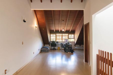 Casa à venda com 230m², 3 quartos e 4 vagasSala 2