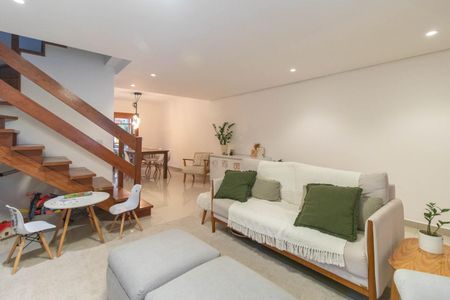 Sala de casa à venda com 3 quartos, 230m² em Ipanema, Porto Alegre