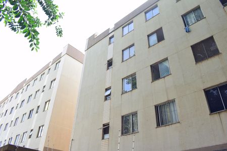 Apartamento para alugar com 55m², 2 quartos e 2 vagasFachada do bloco